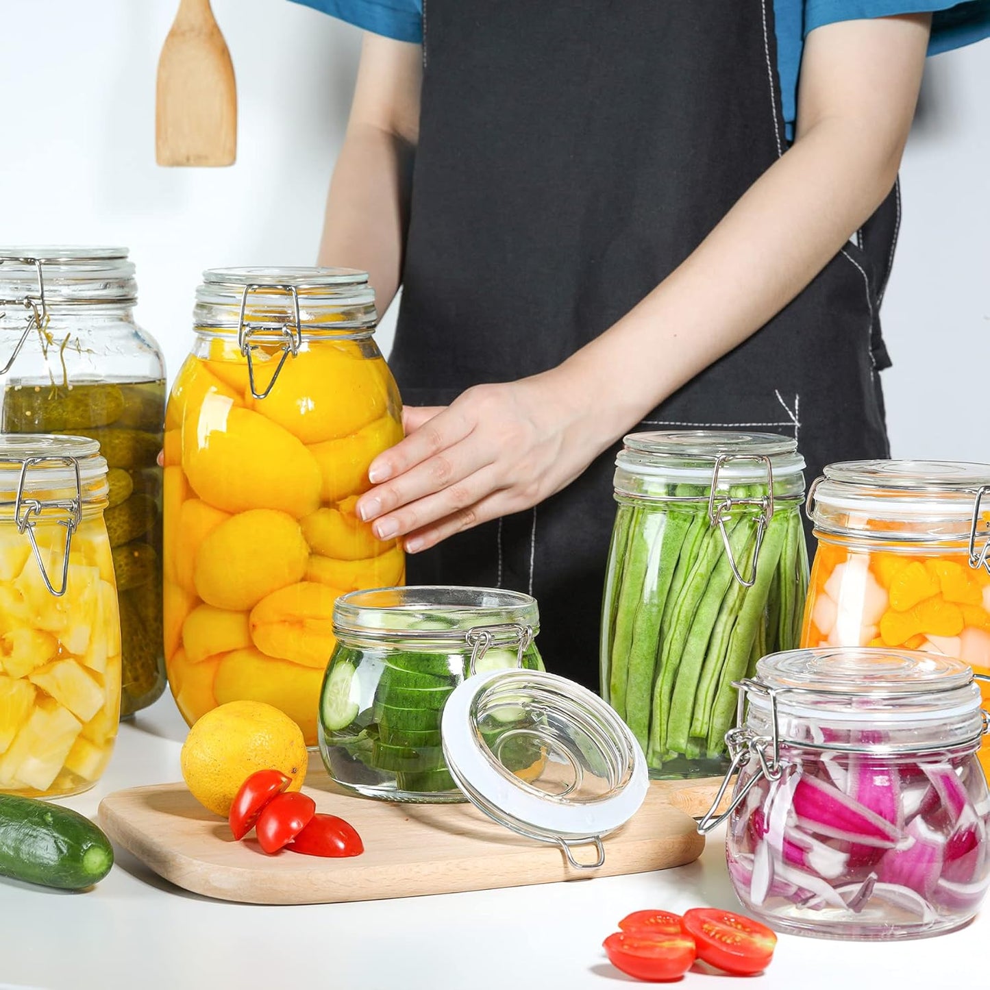 Airtight Glass Canister Set of 6 with Lids 17Oz Food Storage Jar round - Storage Container with Clear Preserving Seal Wire Clip Fastening for Kitchen Canning Cereal,Pasta,Sugar,Beans,Spice